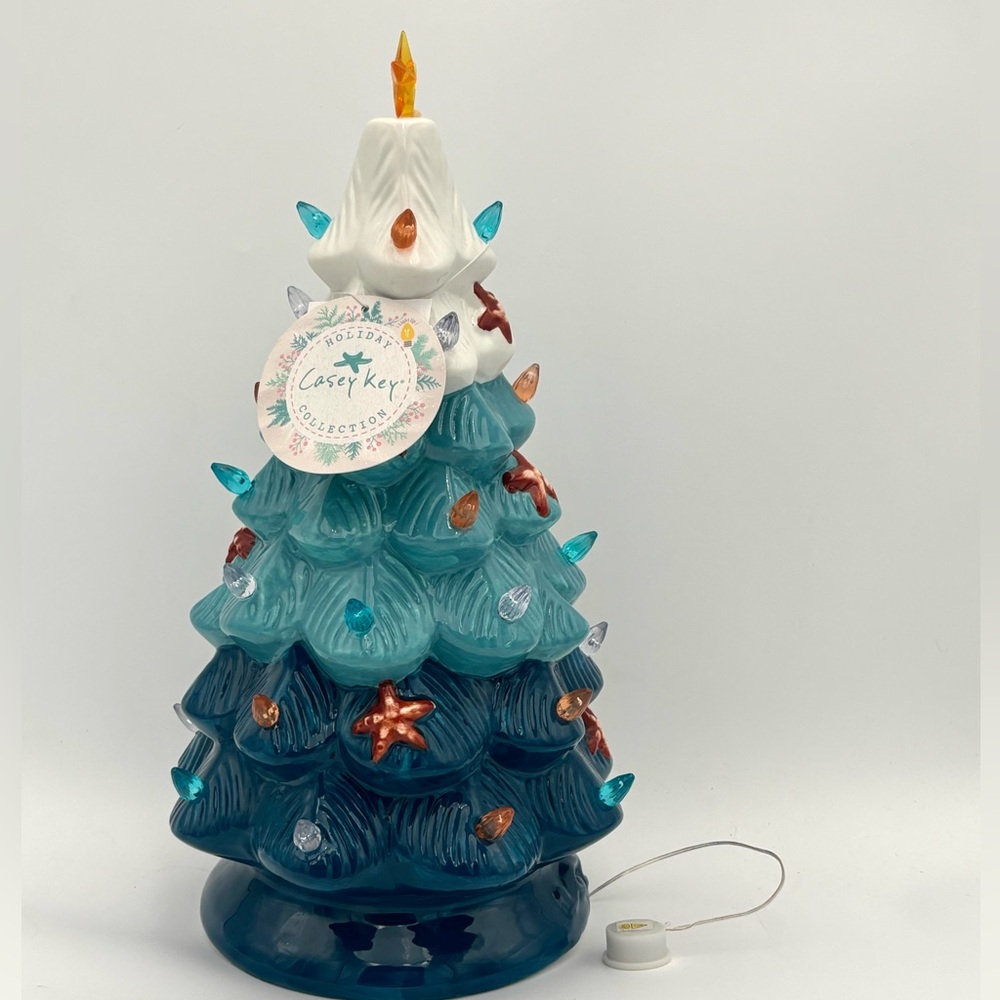 Casey Key Light Up Blue Ceramic Christmas Tree W/ Starfish Accents NWT